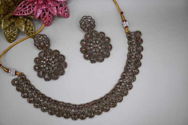 Mehendi stone Jewelry