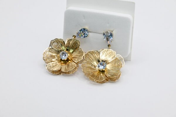Stone-studded floral Earrings - Image 3