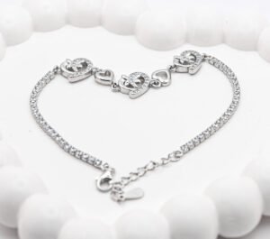 💖 CZ Heart Bracelet