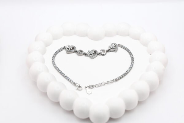💖 CZ Heart Bracelet - Image 3