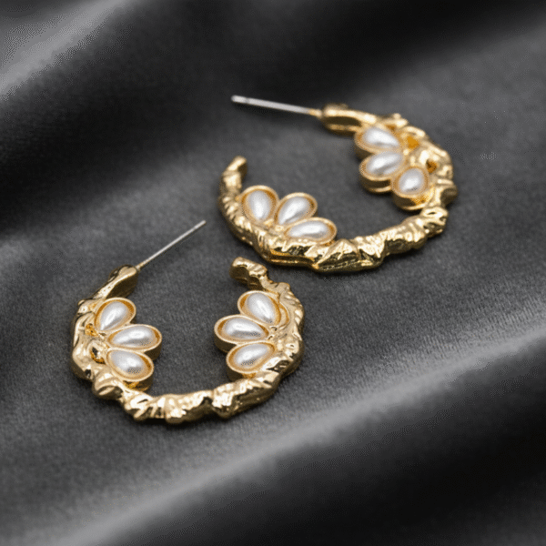 Lasso Hoops Earrings