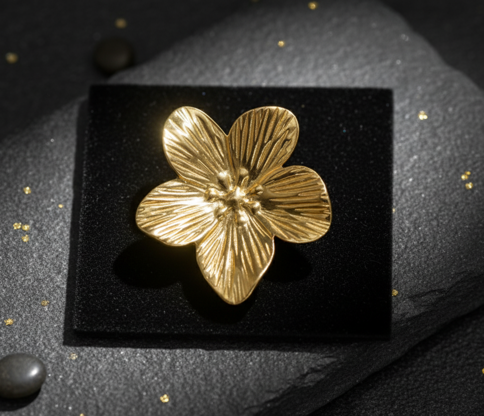 Gold Leafy Floral Ring