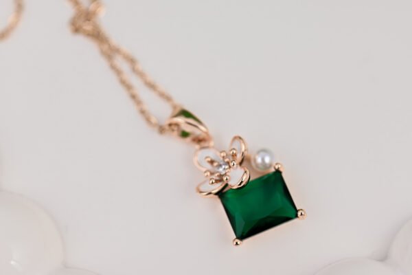 Green Emerald Chain Pendant Set - Image 2
